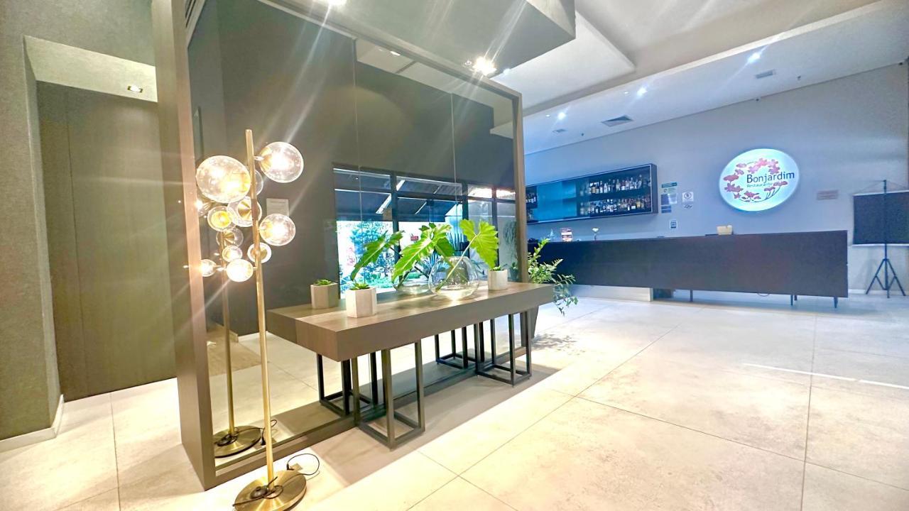 Apartamento 1308 - Rentaqui Hilton Itaim São Paulo