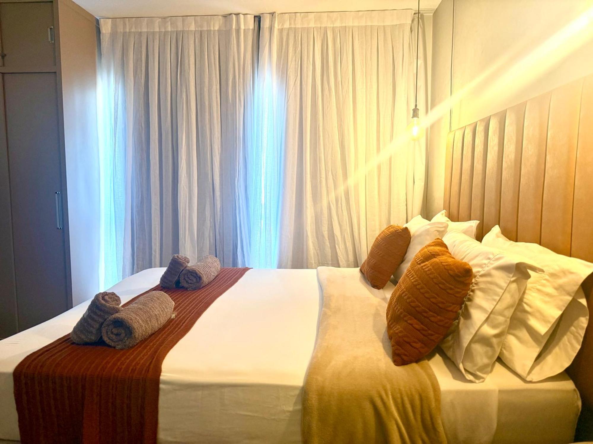 1308 - Rentaqui Hilton Itaim Apartamento *